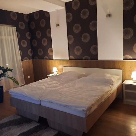 Apartament Fenyo Apartman Nagykáta Zewnętrze zdjęcie