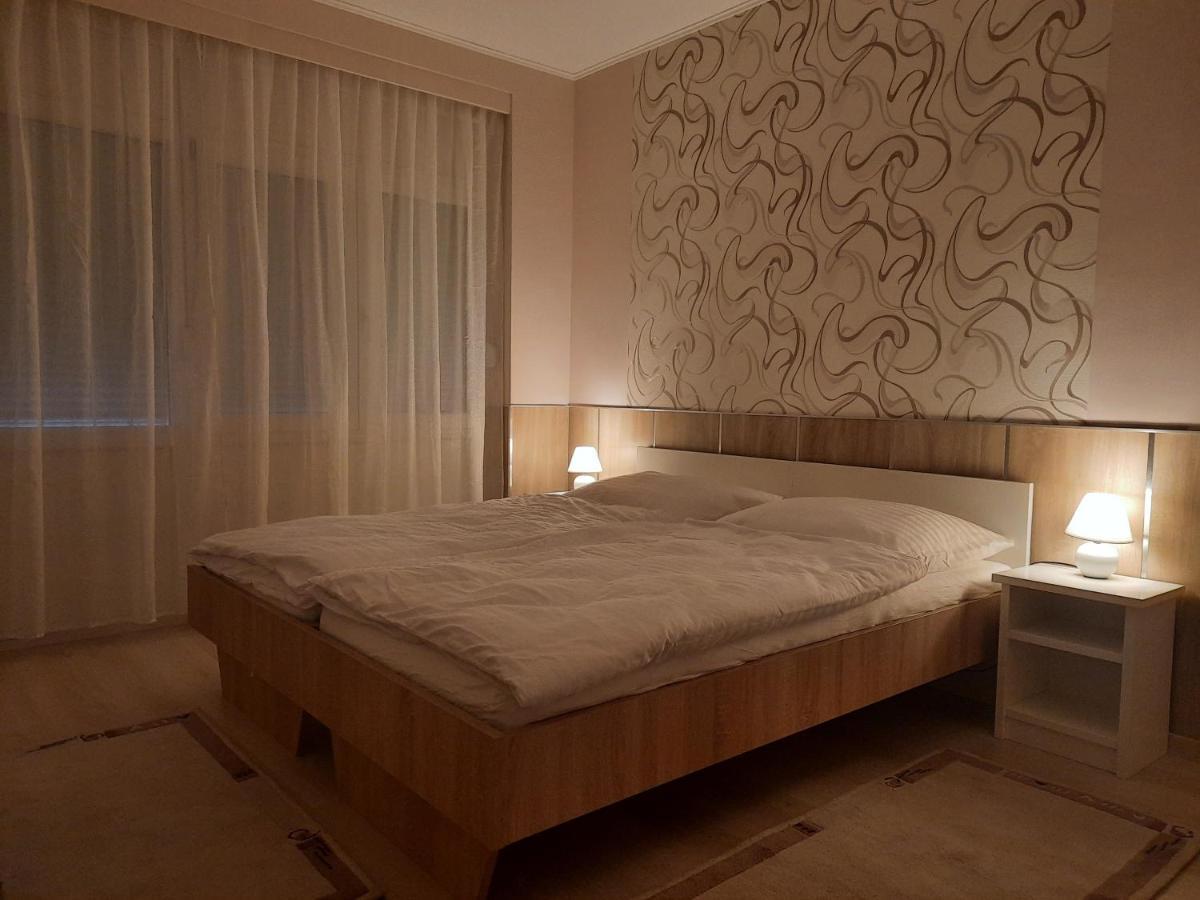 Apartament Fenyo Apartman Nagykáta Zewnętrze zdjęcie