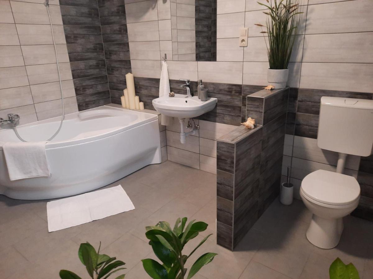 Apartament Fenyo Apartman Nagykáta Zewnętrze zdjęcie